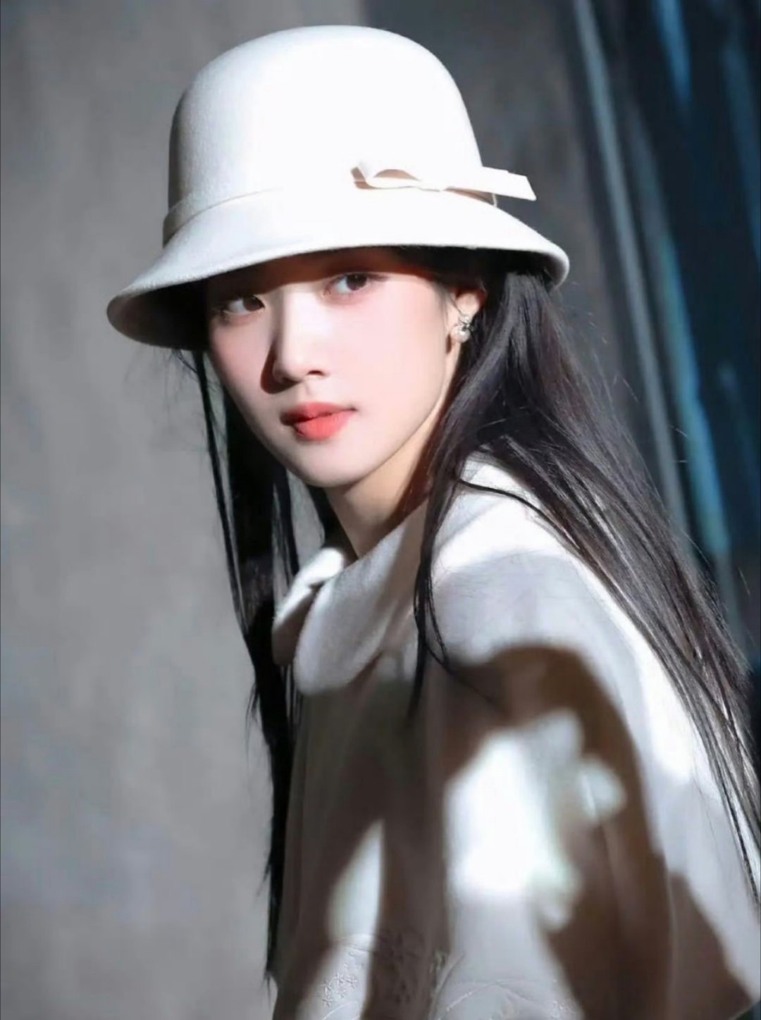 卢昱晓轧戏韩系高智感，噜噜晓在这部剧里好美，所以轧戏是不是快播出了