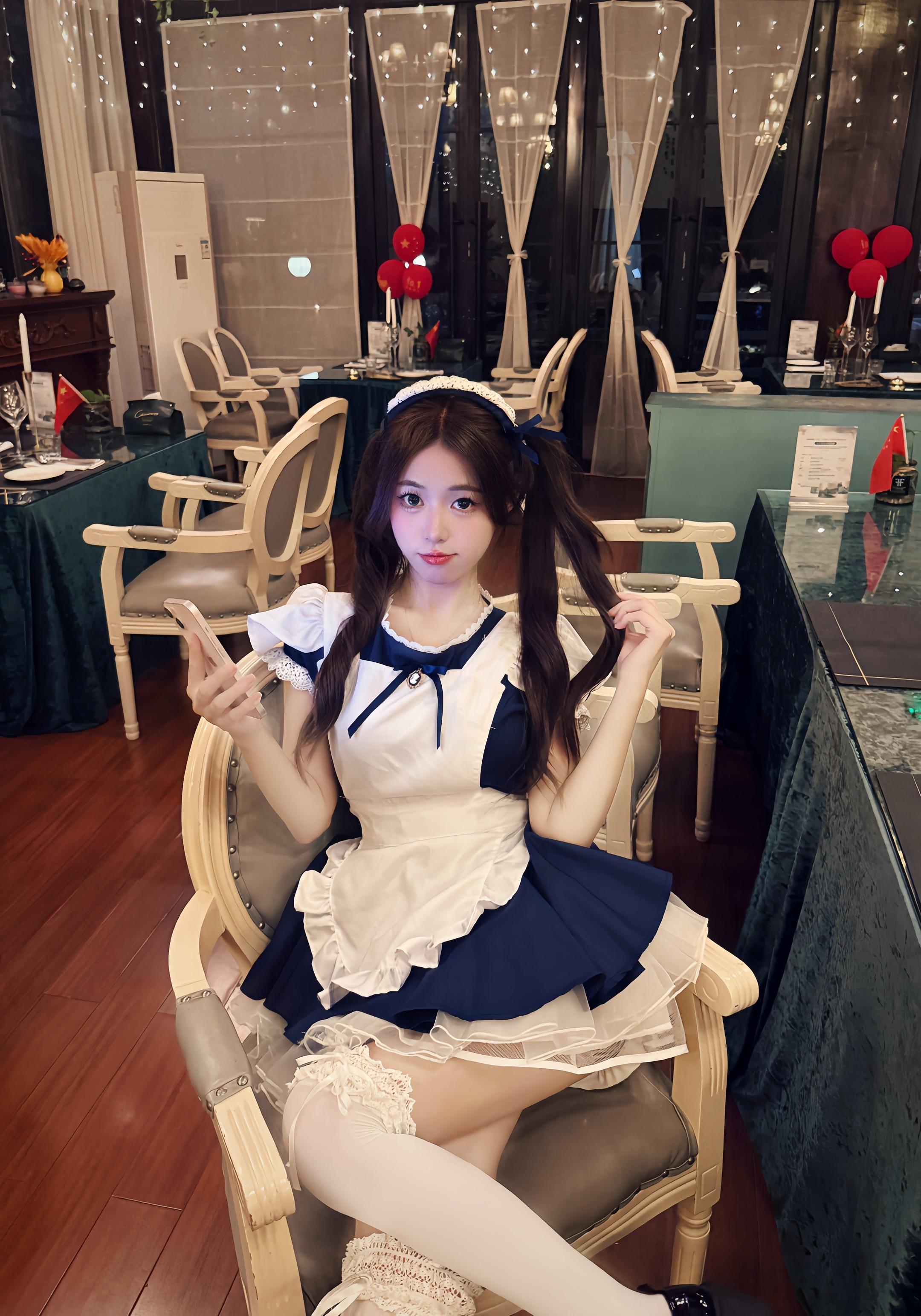 明明是我更可爱吧 不许和她说话了