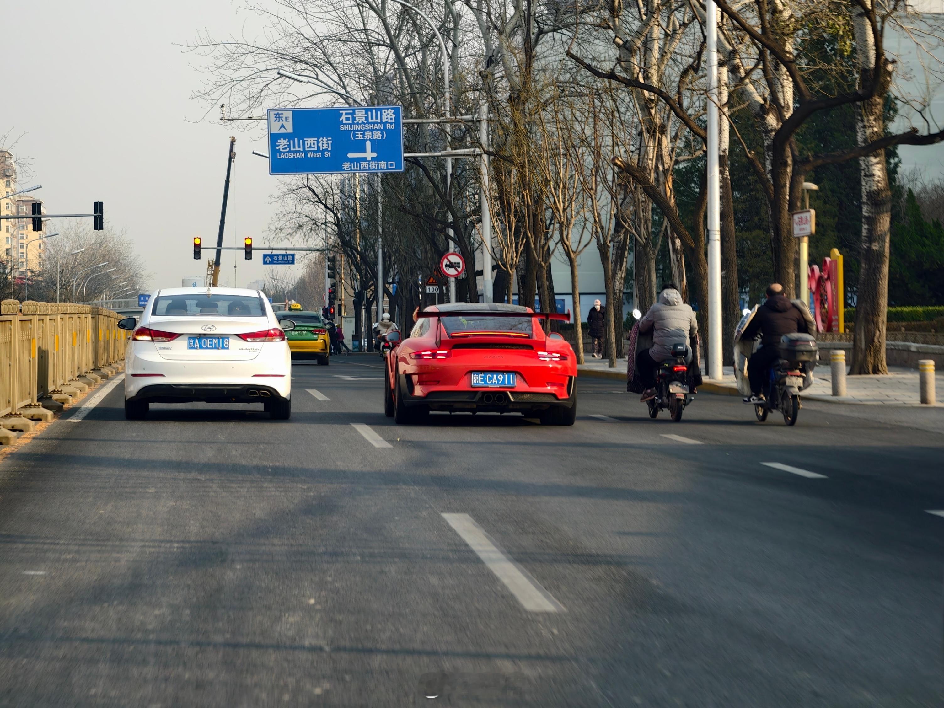 一转眼，991.2 GT3 RS发布小8年了，距老旧燃油车行列仅一步之遥你的下一