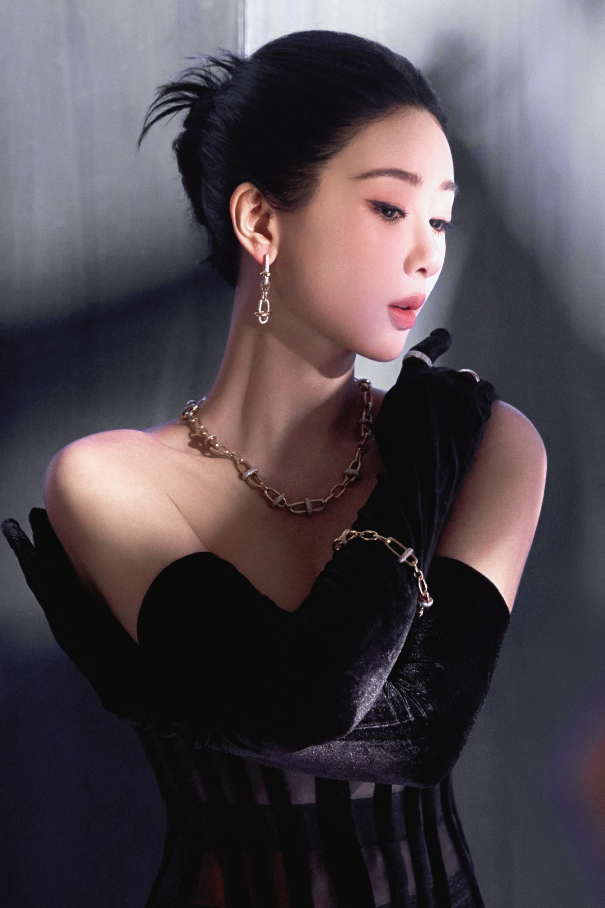 杨紫[超话]  别纠结啦，把帆挂起来，等风来的时候我们就出发。​​​