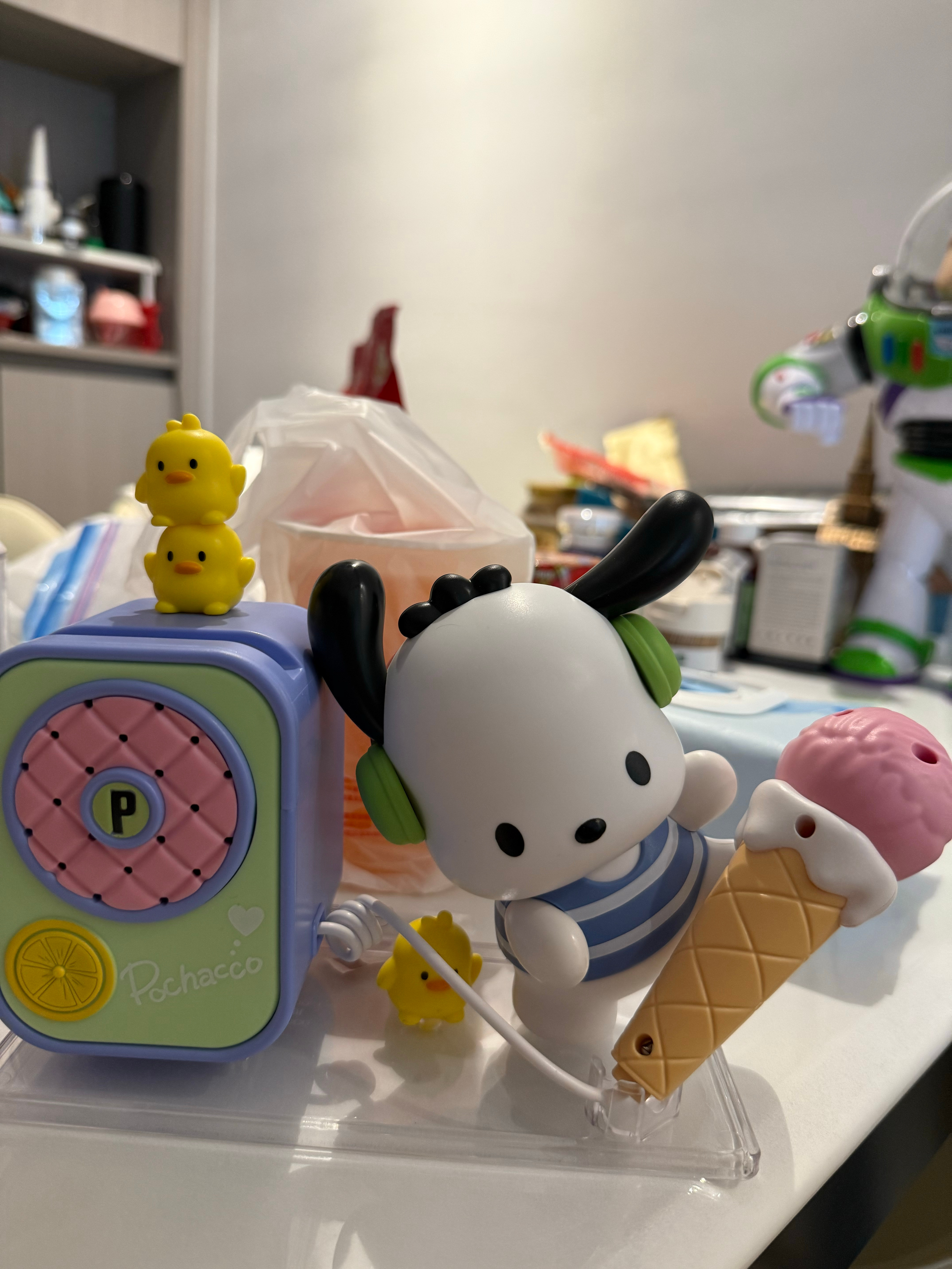 肯德基这个玩具太良心了吧。。好大好可爱 还可以当麦克风 ​​​