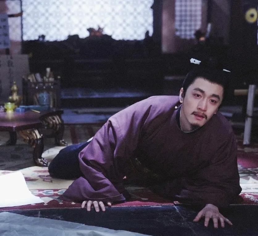 追完太平年，觉得李煜心态真好。
观众说，南唐天都塌了，他还有心情和小周后诗情画意