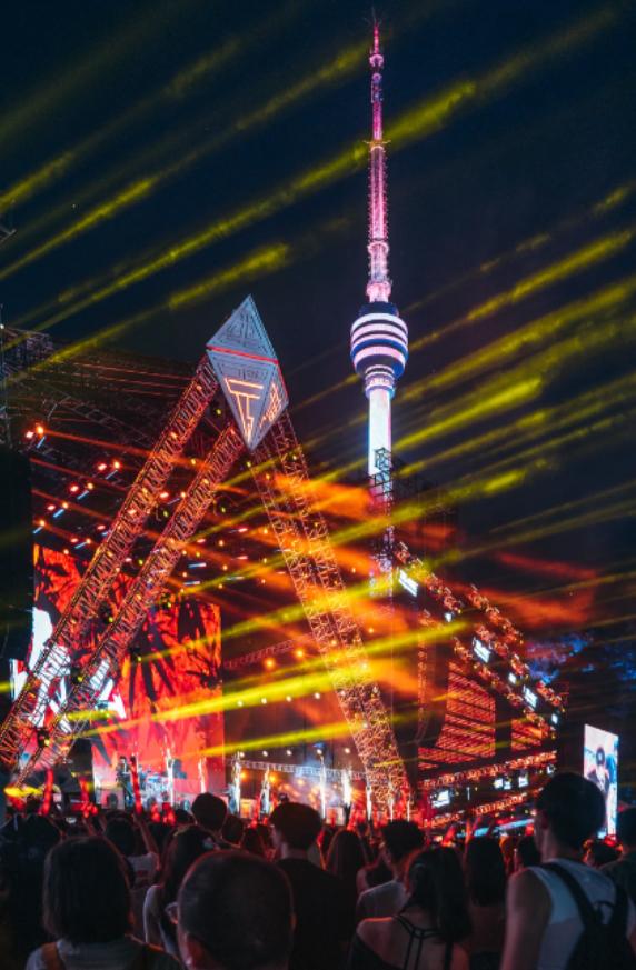 风向变了！美国、德国、法国、韩国、英国、加拿大等国媒体纷纷把目光转向了中国武汉。