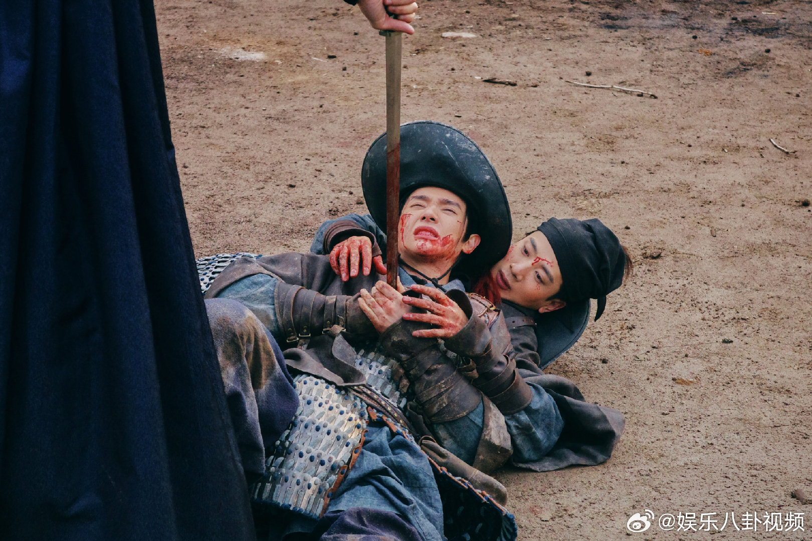 高卿尘满地to阿姐和杀猪小分队高卿尘to满地  高卿尘饰演的满地下线，真的哭了，