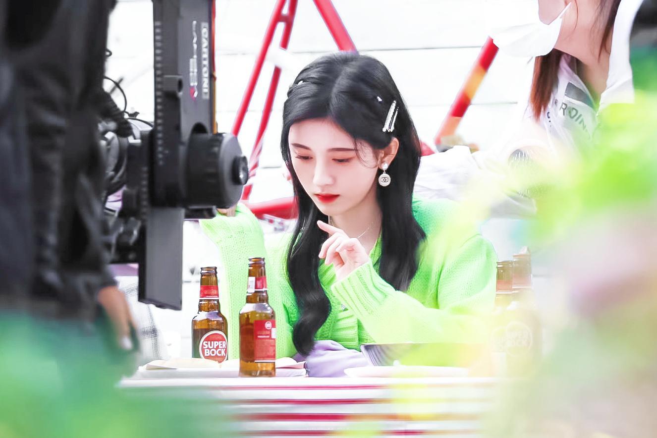 满月之下*🍏🍃鞠婧祎雷初夏