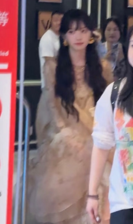 居然还有一套 ​​​