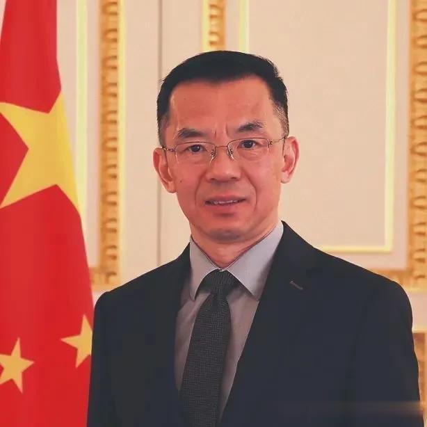 4月26日，据塔斯社报道，克里米亚共和国行政长官阿克肖诺夫告诉记者，克里米亚共和