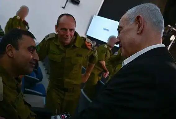 以色列摊牌了，4月27日内塔尼亚胡当着一众军方大佬放话：以军想在黎巴嫩哪打就哪打