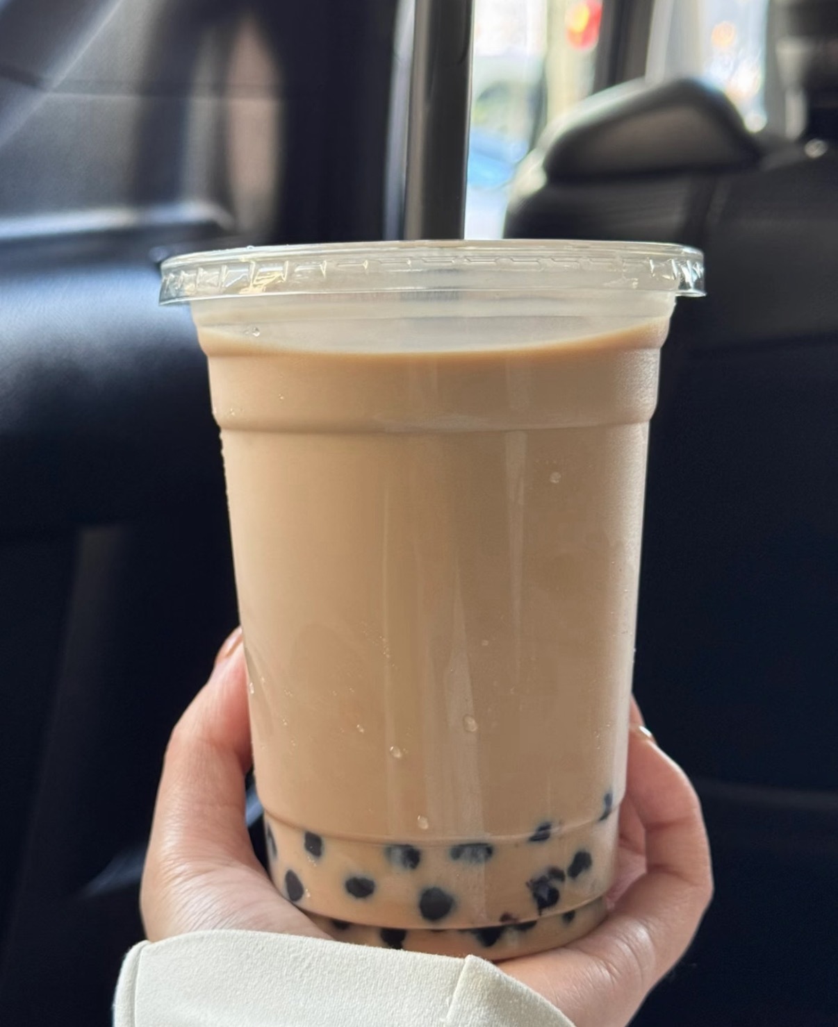 如何正确请同事喝奶茶请客喝奶茶也是一门社交学问！不必强行人人安排，兼顾分寸感与心
