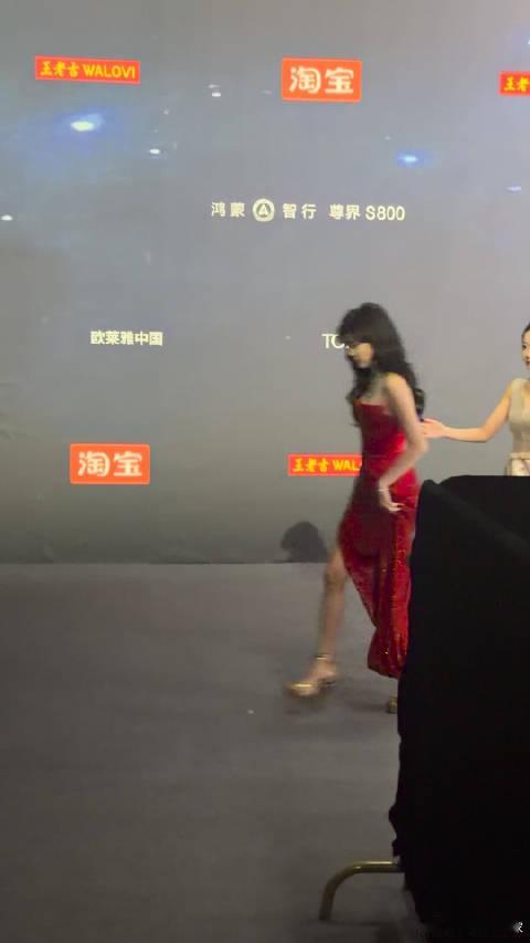 白鹿合作过的都说好 业内谈对白鹿的印象 业内对白鹿的印象  这就是白鹿的好口碑 