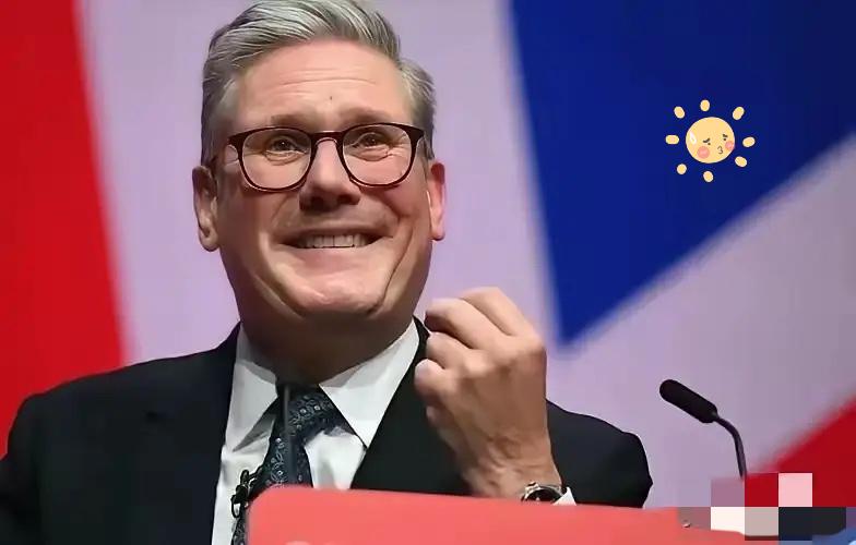 英国首相斯塔默，面对记者尖锐提问：“访华是否惹怒特朗普”，斯塔默笑着调侃：“有人