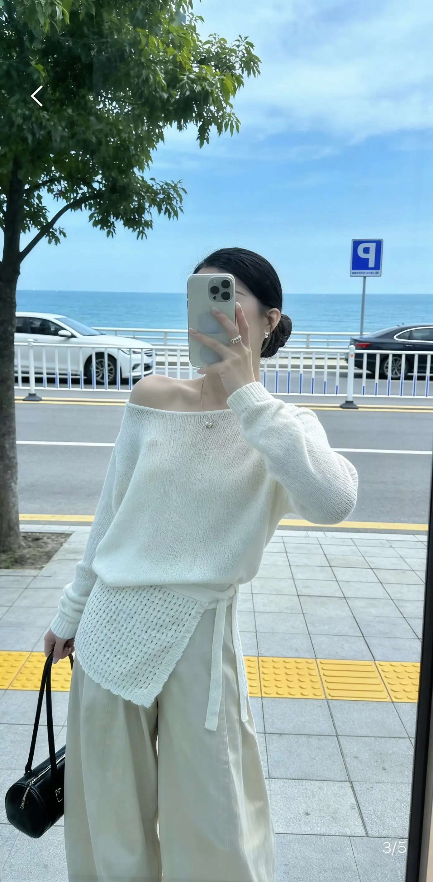 “仅此一次的人生，千万别为难自己，         开心了就笑，不开心...