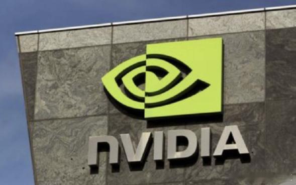 英伟达或成首家市值5万亿美元公司在周三的美股盘前交易中，英伟达股价一度上涨3.4