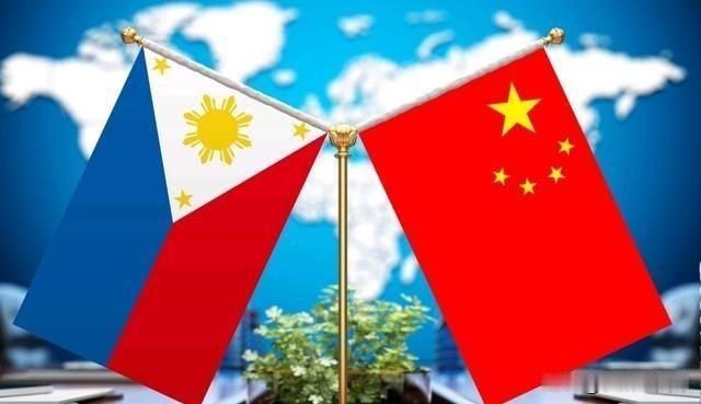 英法德名为支持乌俄，直接对话，其实是摁着乌克兰继续抵抗俄罗斯。

海上漂来一块六