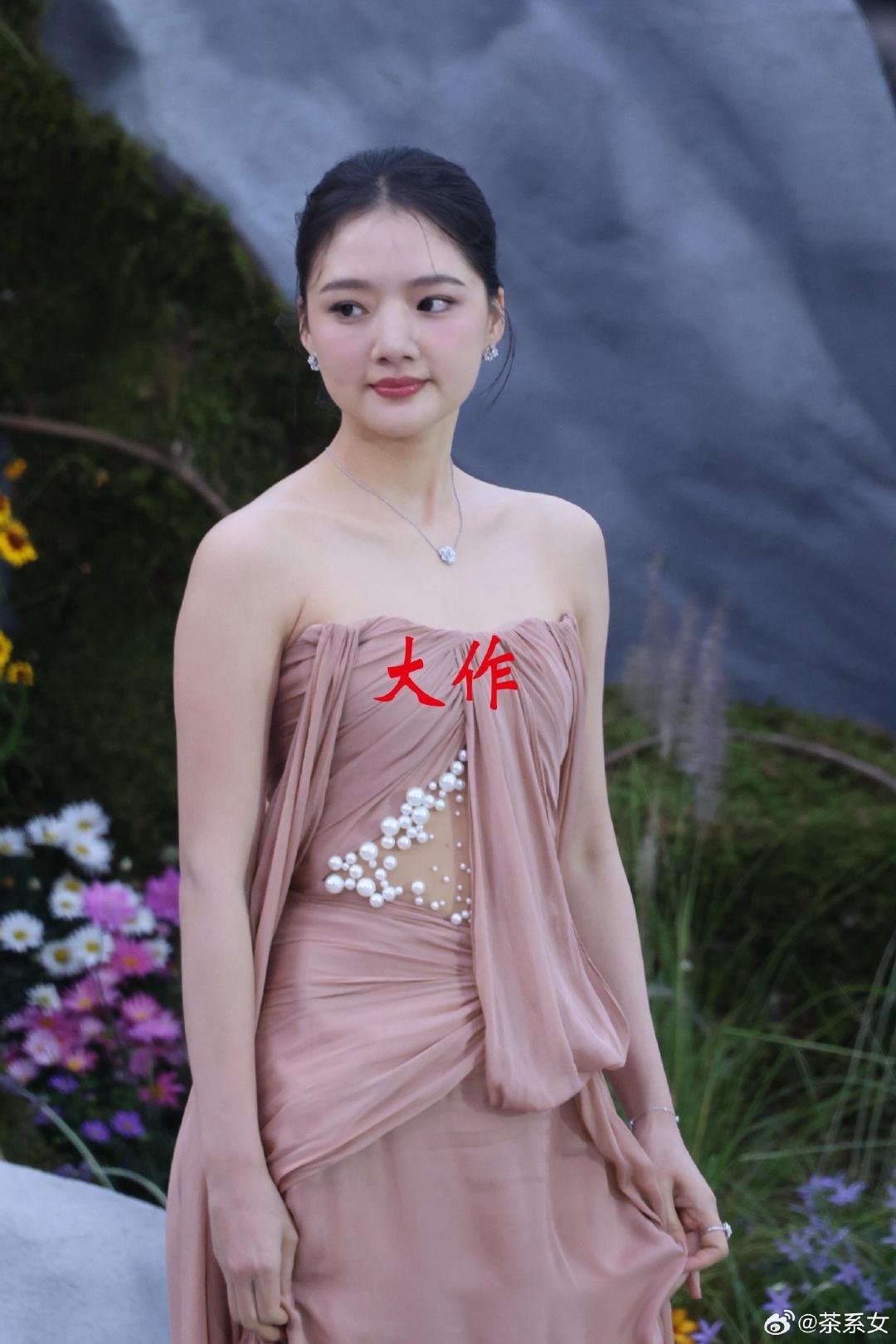 任敏的造型师跟她有仇吗？ 