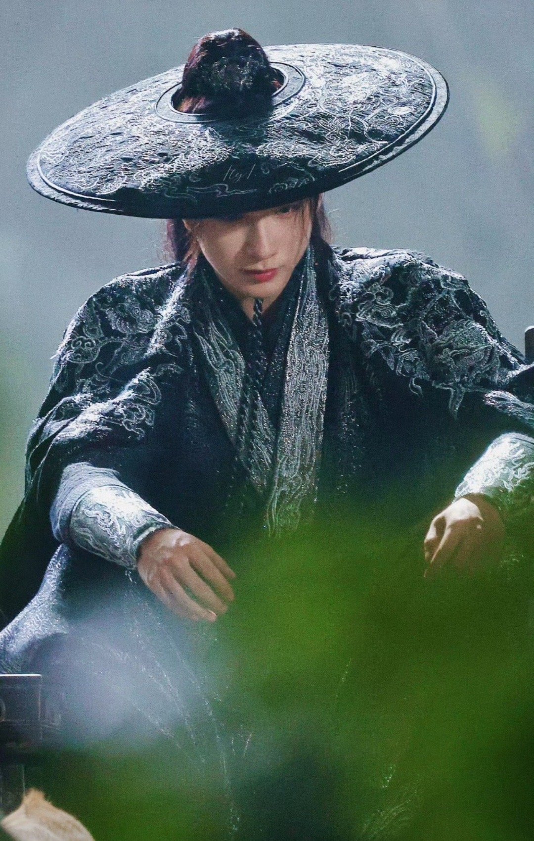 李宏毅硬帅出新高度了这是刺客本刺吗？迫不及待想看了怎么办[给你小心心][给你小心
