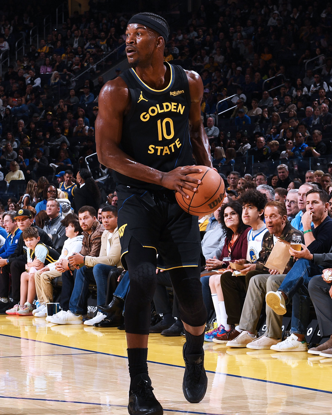 巴特勒21分，9篮板，7助攻，2抢断，1盖帽。勇士大胜步行者 ​​​