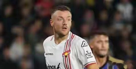 老狐狸瓦尔迪意甲成仙！费内巴切天王山绝平，后穆帅时代争冠乱战凌晨足坛好戏连台，3