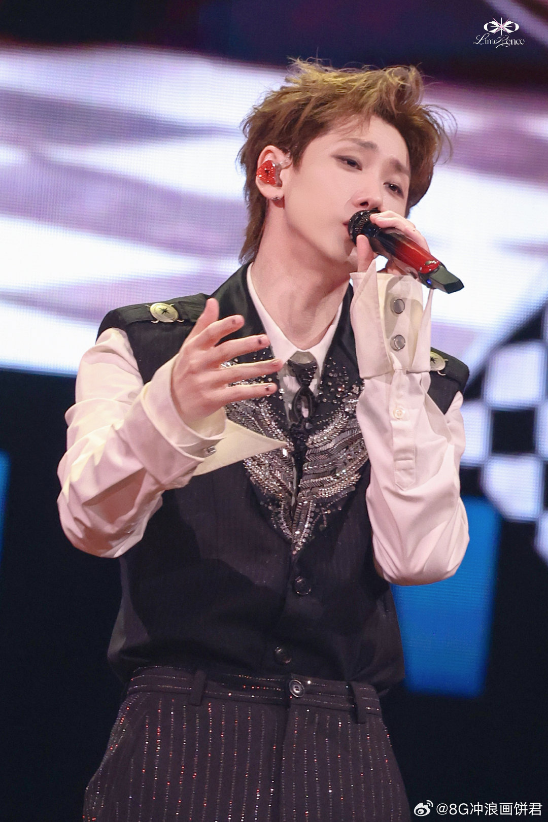 汪苏泷演唱会从幕后跑到台前 他用奔跑完成最隆重的登场，我们用眼泪回应最真诚的奔赴