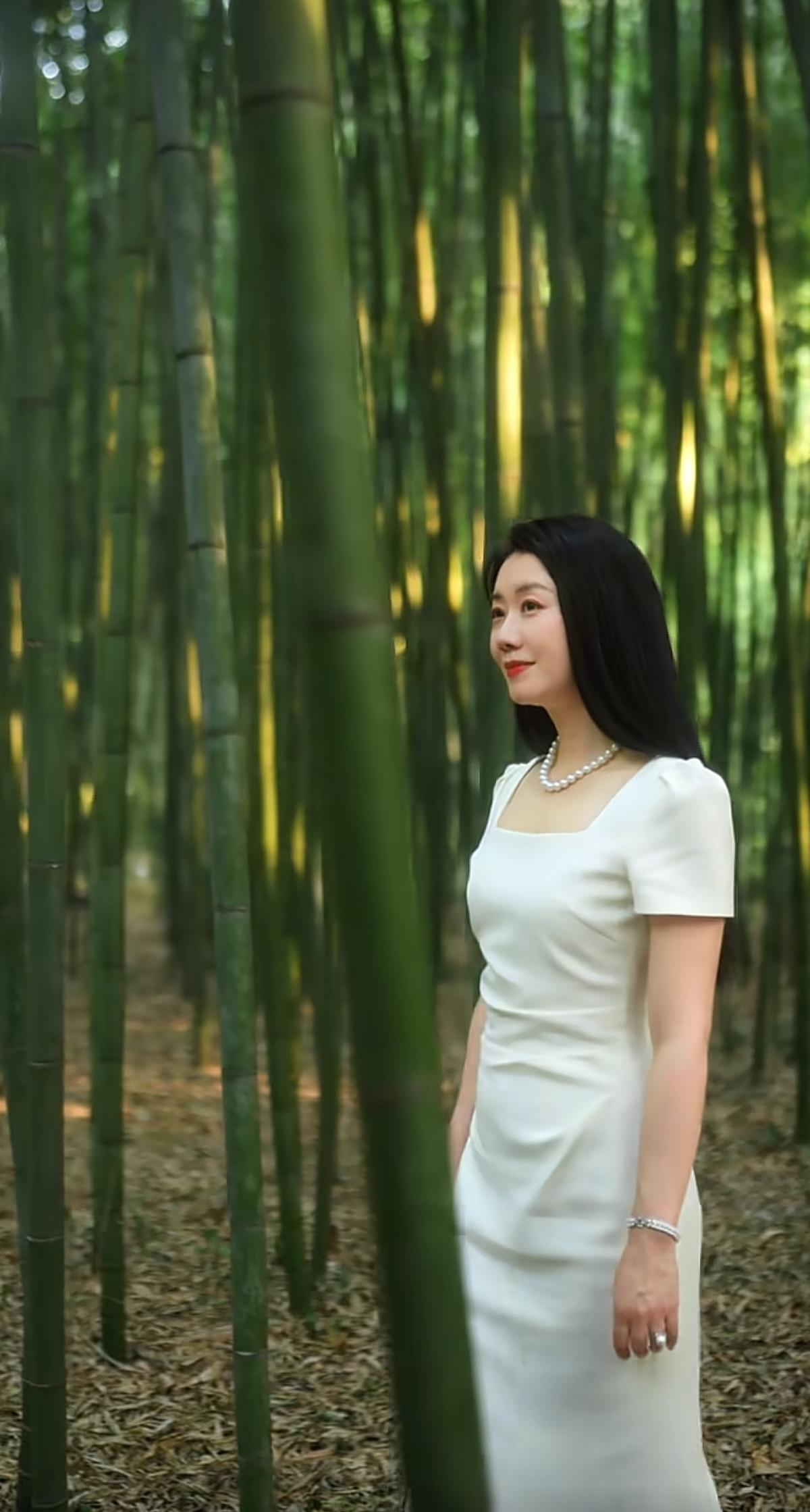 不喧嚣，不炫目，內蕴自足！
潇潇今天在绍兴