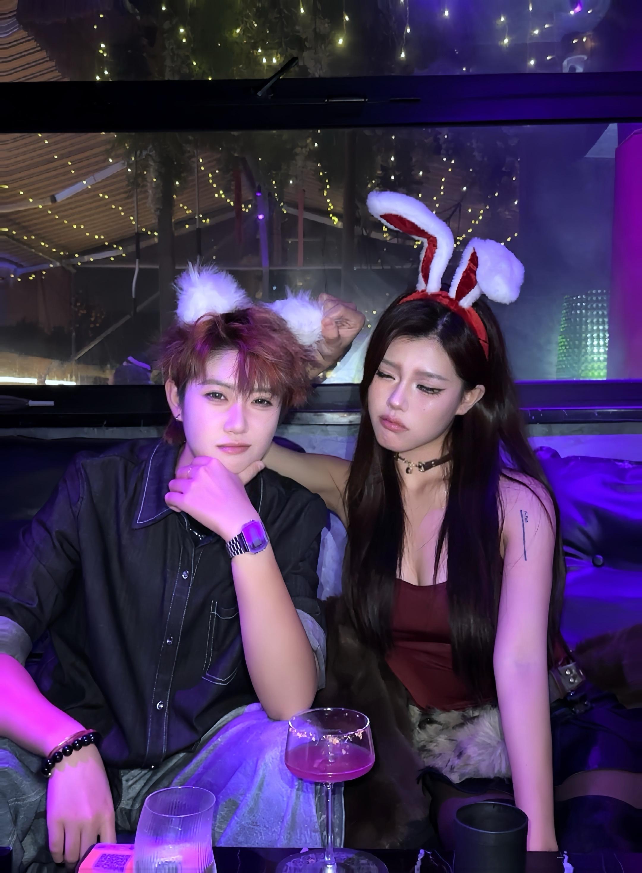 还吵什么架  看到脸就气消了