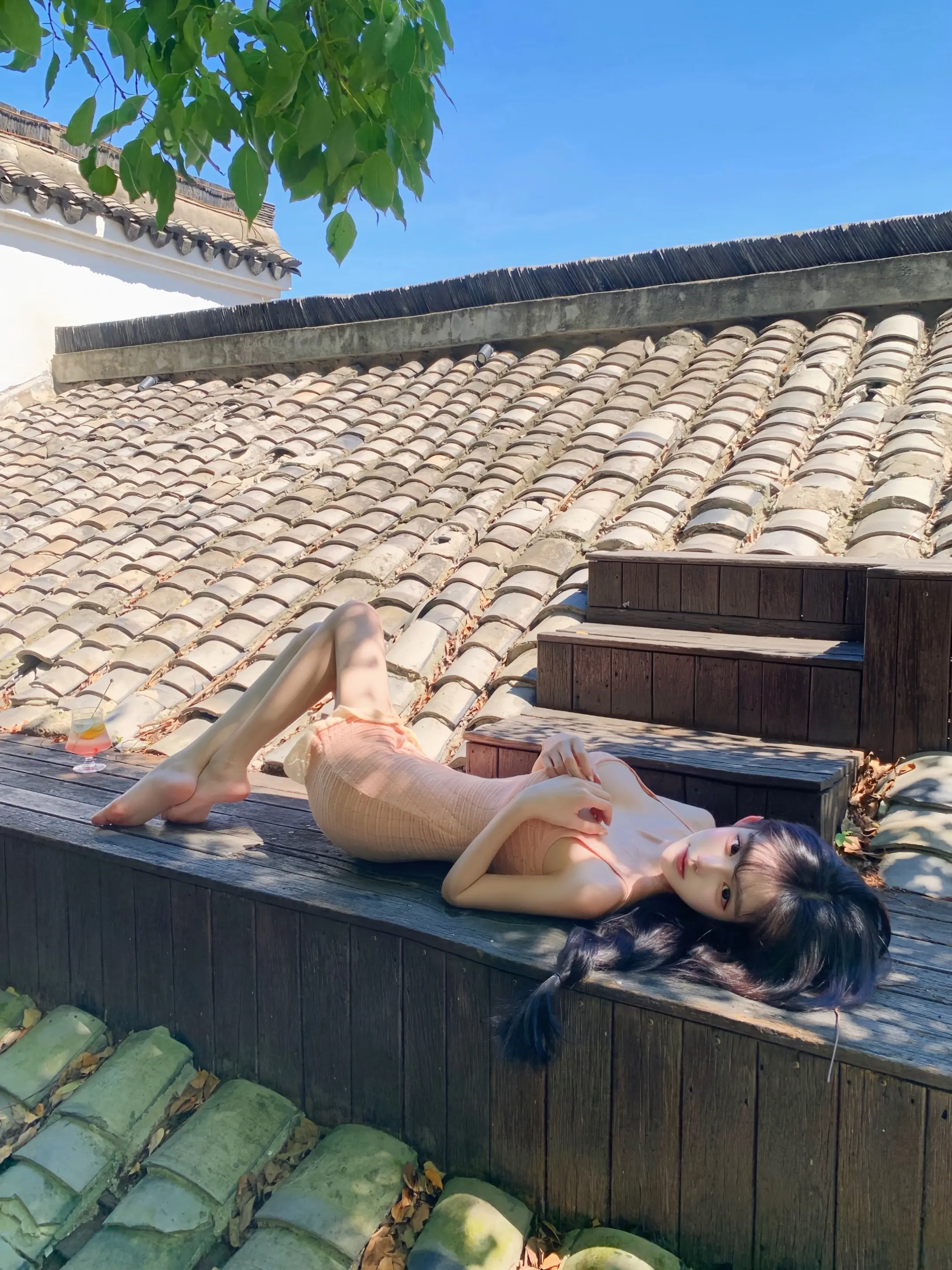 没在你左右，却被你左右