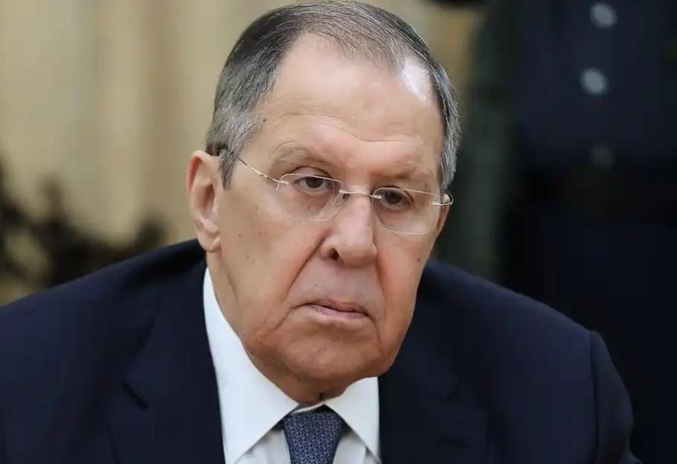 话音刚落，西方集体破防了。俄罗斯外长拉夫罗夫直接交了底：“谁敢侵犯中国领土，俄罗