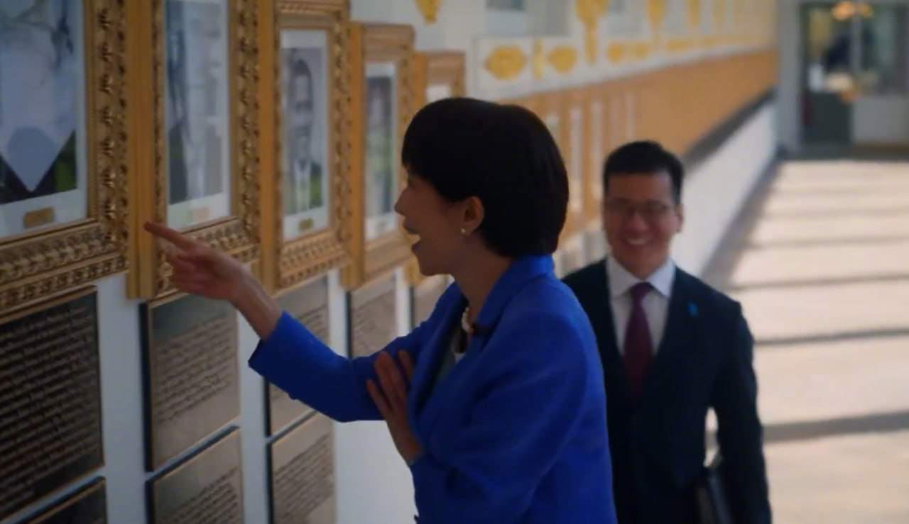 美国一次次撒谎全世界买单有一说一，虽然高市早苗在美国白宫嘲笑拜登，但是，现在的美