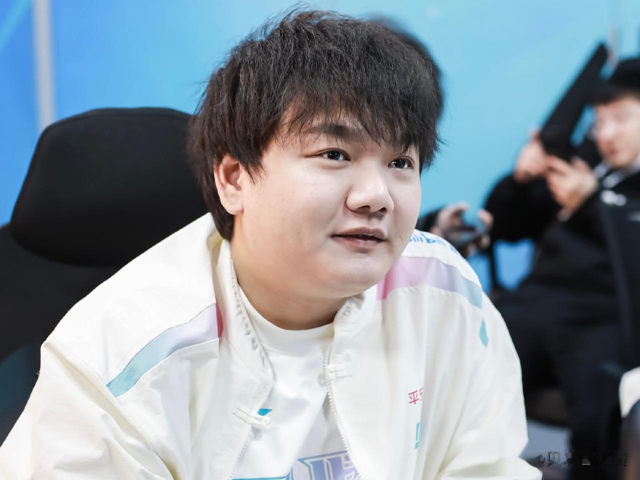 #2023LPL#得知yagao离队后，ON难过了！

fenfen晒出自己和O