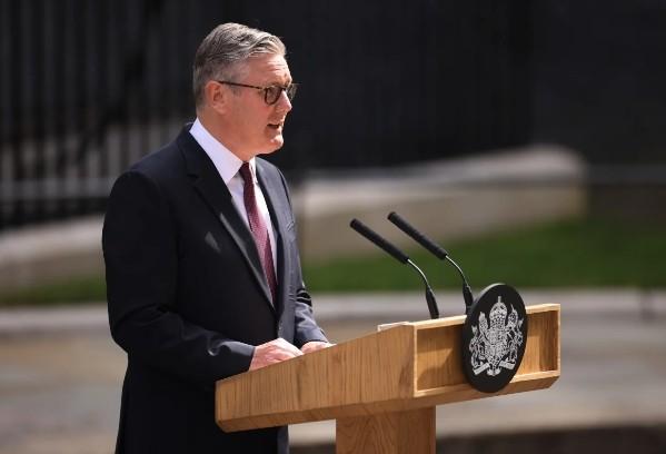 斯塔默宣布辞职：脱欧十年后，英国换了7位首相

十年间，英国换了7位首相。英国首