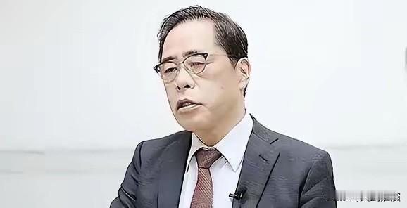 一位日本专家直言，现在关键不是中国能不能压得住日本，而是日本还有没有撑下去的可能