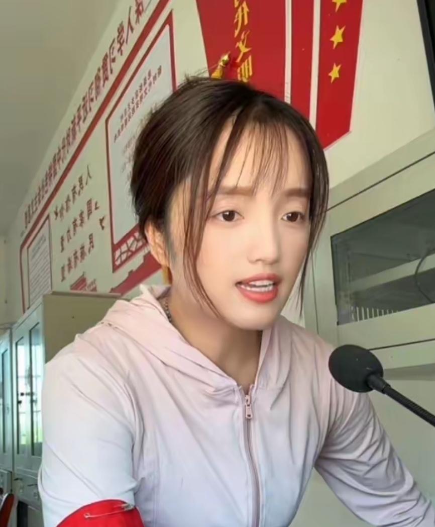 真正的清白无需跪求，善良别轻易低头

村支书吴霞跪下去那一刻，跪的不是错，是委屈