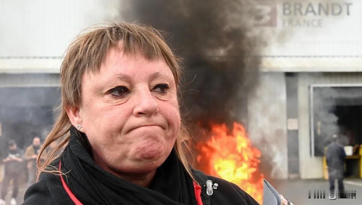 法国去工业化进程再添沉重一笔，当地时间12月11日，楠泰尔商业法庭正式宣布法国最