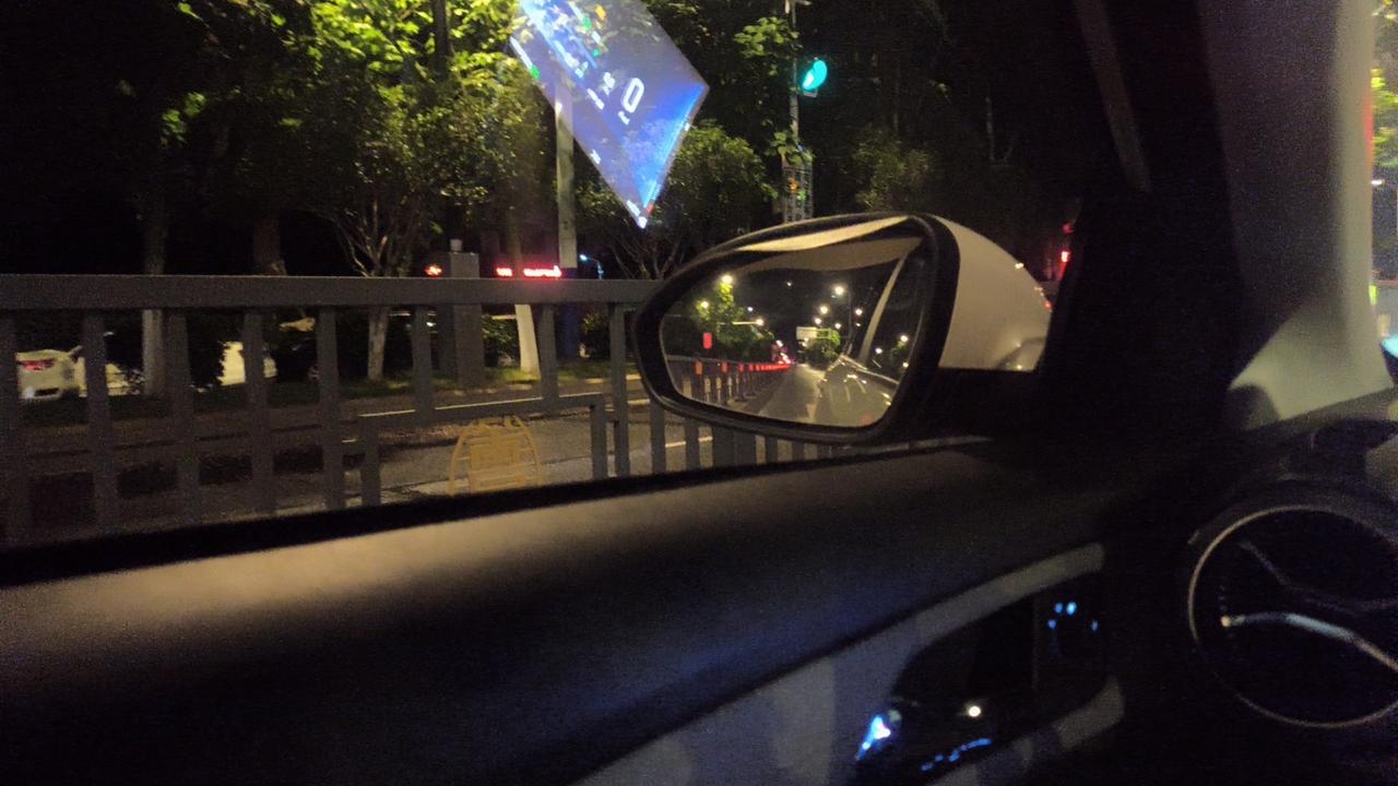 磁场不对的人与事就会影响人的情绪不焦虑更自由 沉浸世界 所以，有些关系，还是淡然