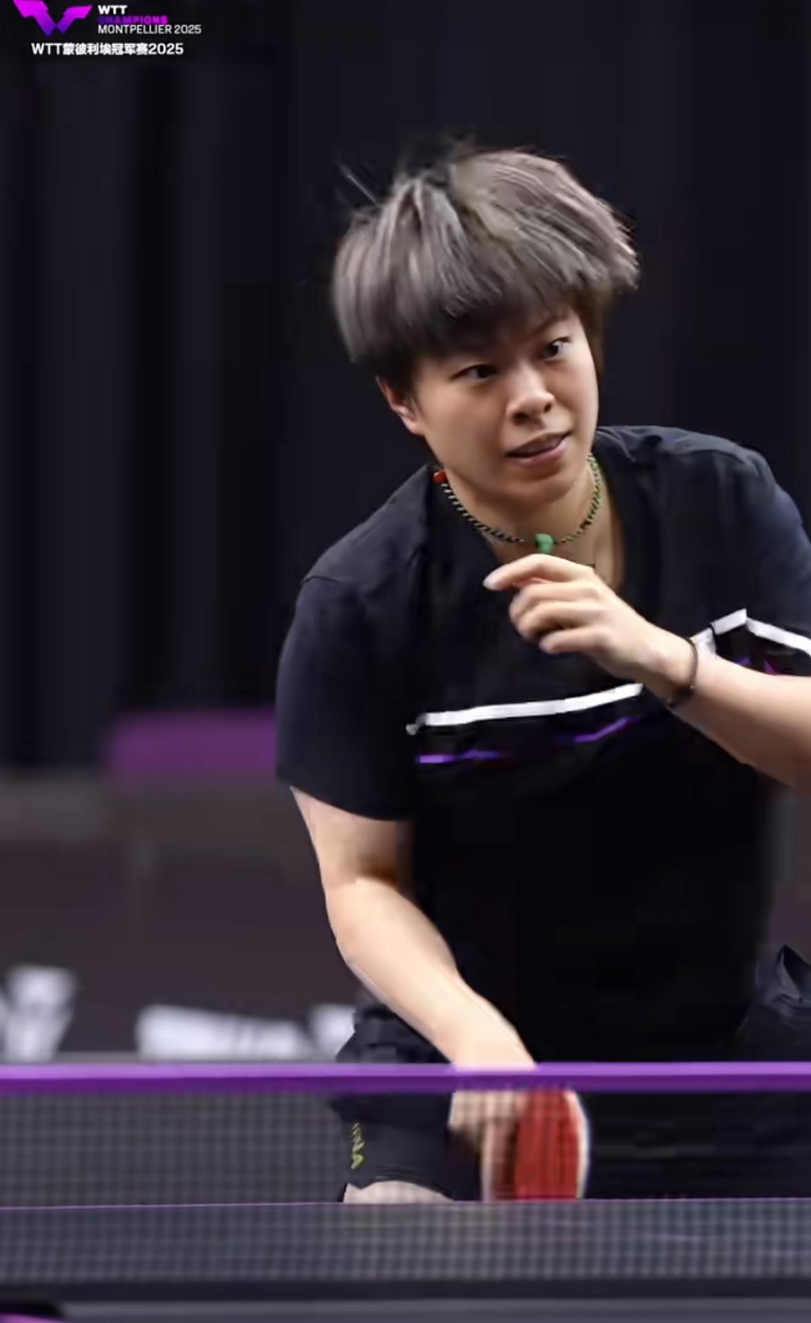 多哈冠军赛 王艺迪3:0郑怡静，晋级女单16强—开门红啦！场外指导李大成！
1月