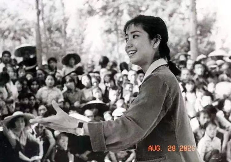 李维康去世了，
不是猝死于意外，
也不是骤然的急病，而是败给了岁月累积、我们都逃