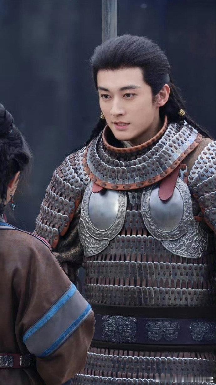 杨幂给刘学义鼓掌杨幂为刘学义台词鼓掌台词即演技！刘学义每一句都饱含情绪，声线沉稳