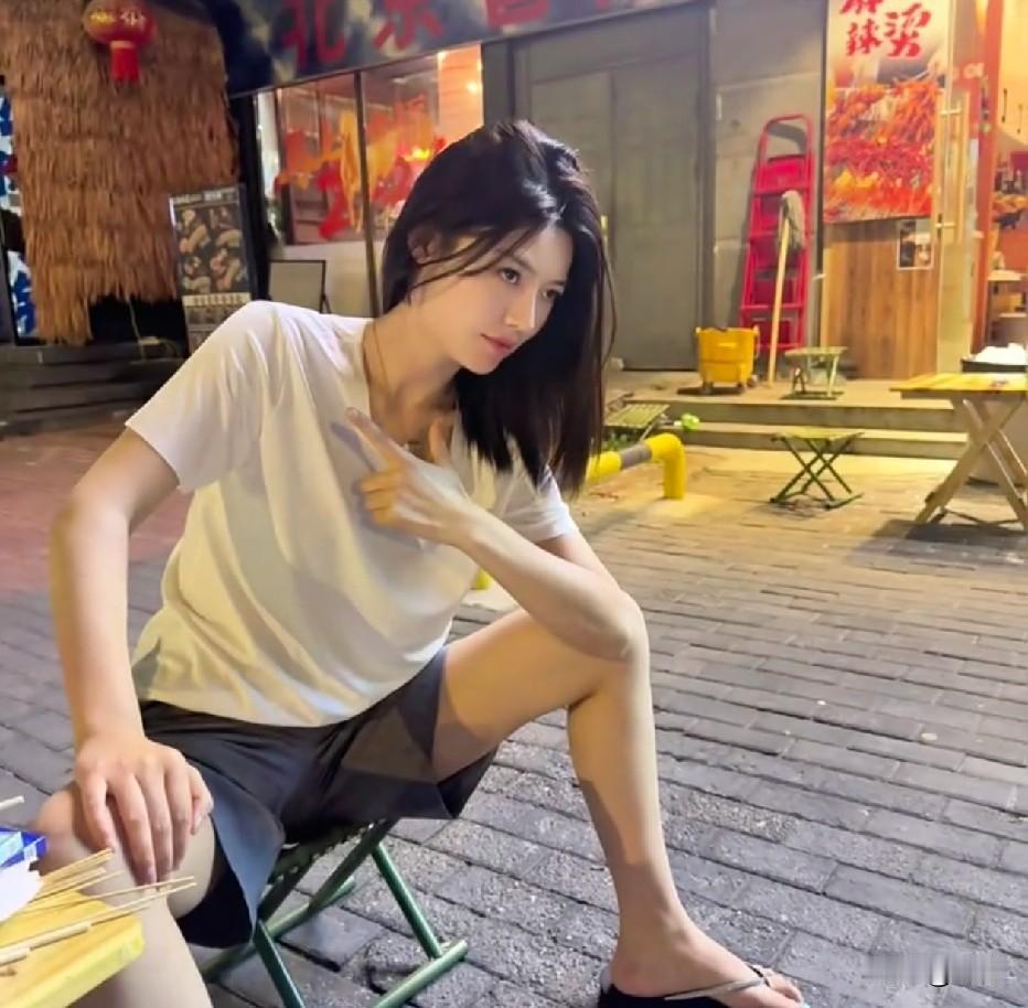 长得漂亮，性格好！一定是单身！