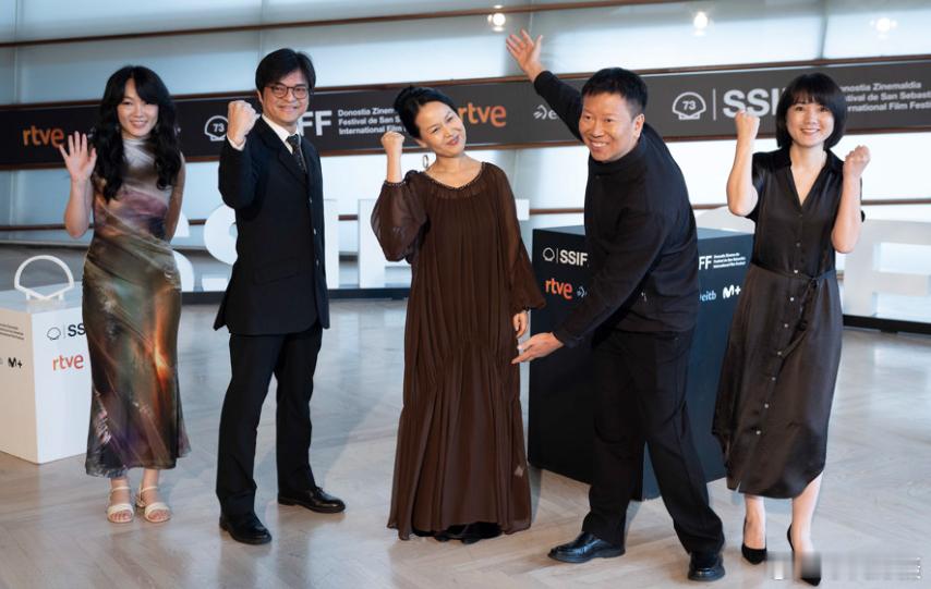 据媒体消息：针对《监狱来的妈妈》，国家电影局工作人员作出回应“已关注到相关情况，