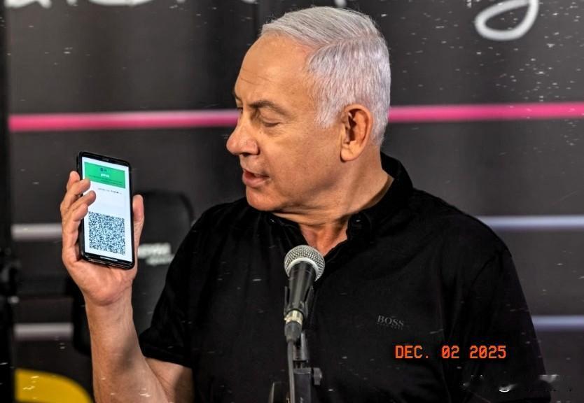 内塔尼亚胡报应终于到了。
 不但战时总理“护身符”失效，因贪腐罪跪地求赦免，还因