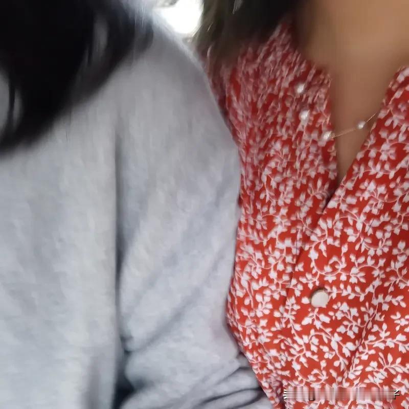 看到“静听松涛声入梦”这个上联，瞬间感觉意境超美，仿佛人已置身静谧山林，伴着松涛