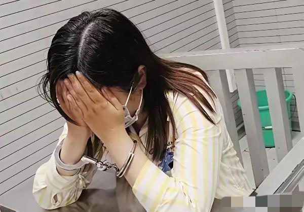 “山东，一女子收到男性朋友邀约，来到他家玩。没想到，男子家里还有三名男性，进屋之