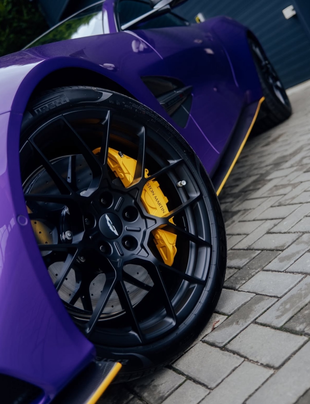 Aston Martin Vanquish ｜阿斯顿马丁 