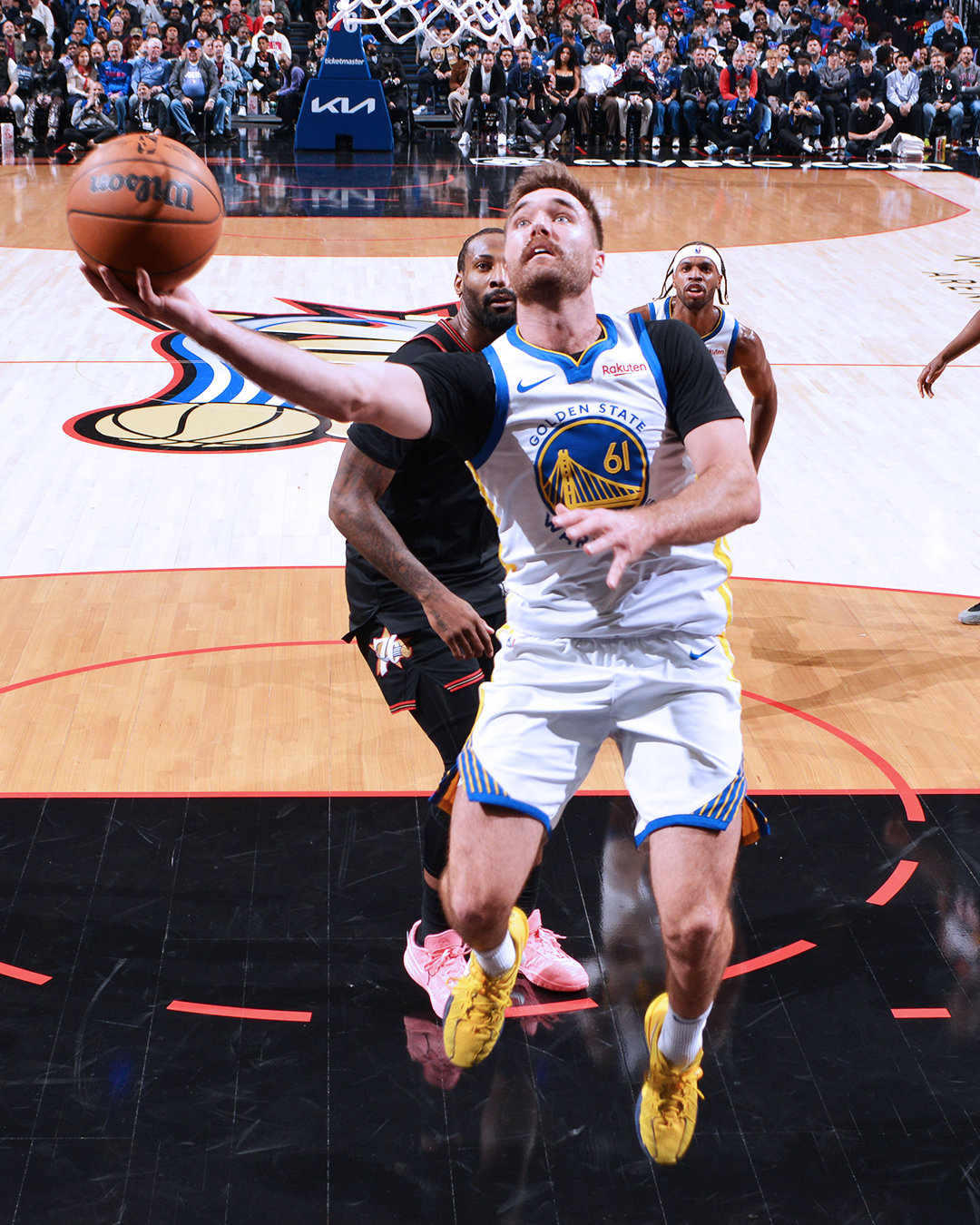 斯宾塞16分，4篮板，4助攻，1抢断。勇士vs76人