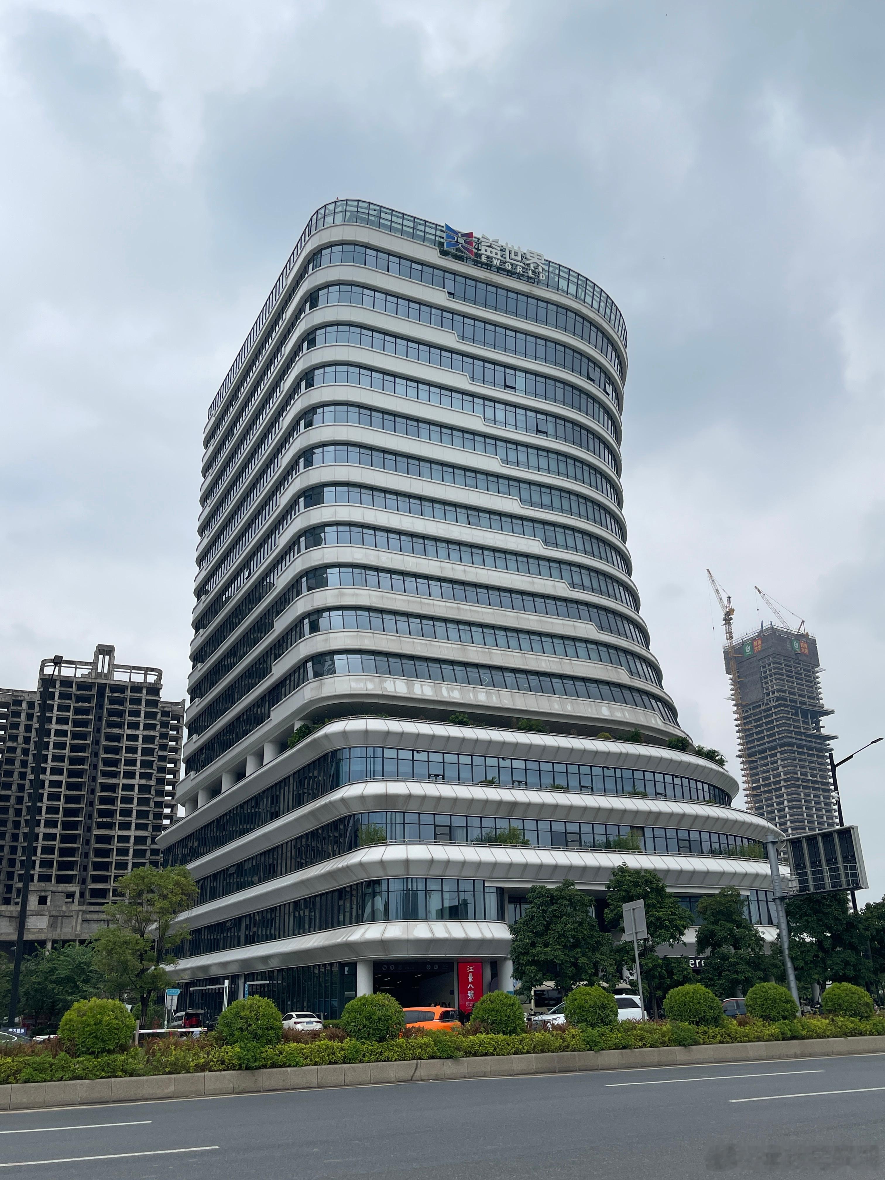 “交房再还贷”落地的第一个关键问题：手里的期单到底算不算数？这次政策划断很明确，