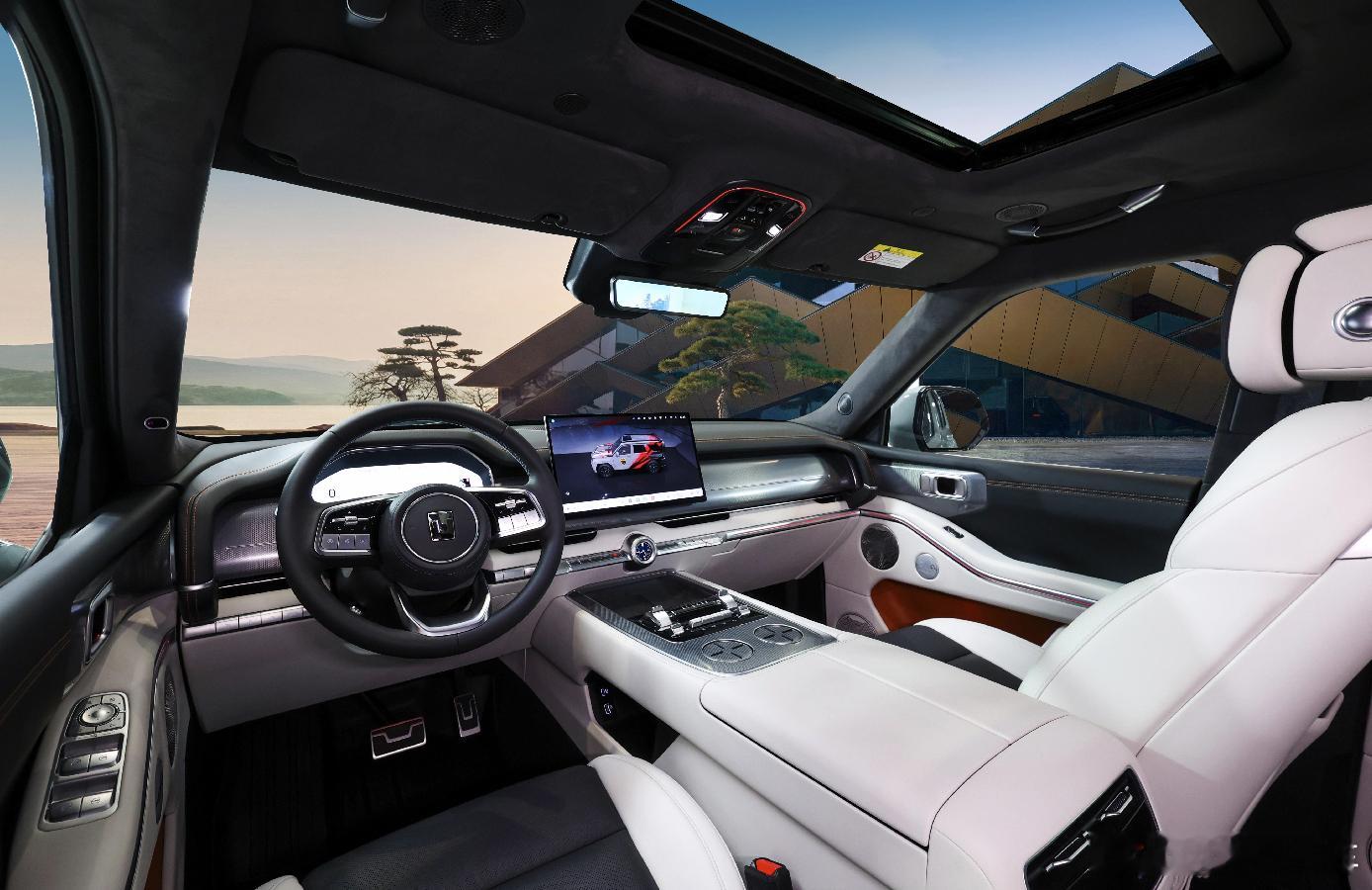 坦克700正式上市，起售价42.8万。作为坦克品牌的全新旗舰SUV，700在设计