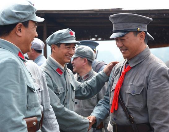 国军排长起义后拒领2千大洋，也不愿当团长，55年授衔被赞风格高
 
很多人可能不