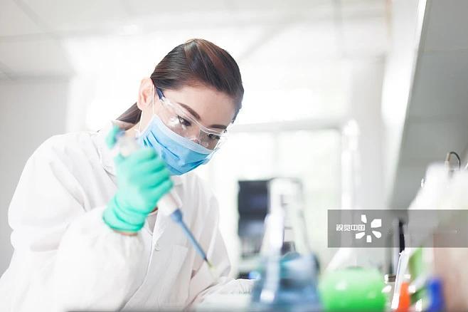 北京刚开幕的国际基础科学大会吸引了不少关注，9位中外顶尖科学家获得全新设立的基础