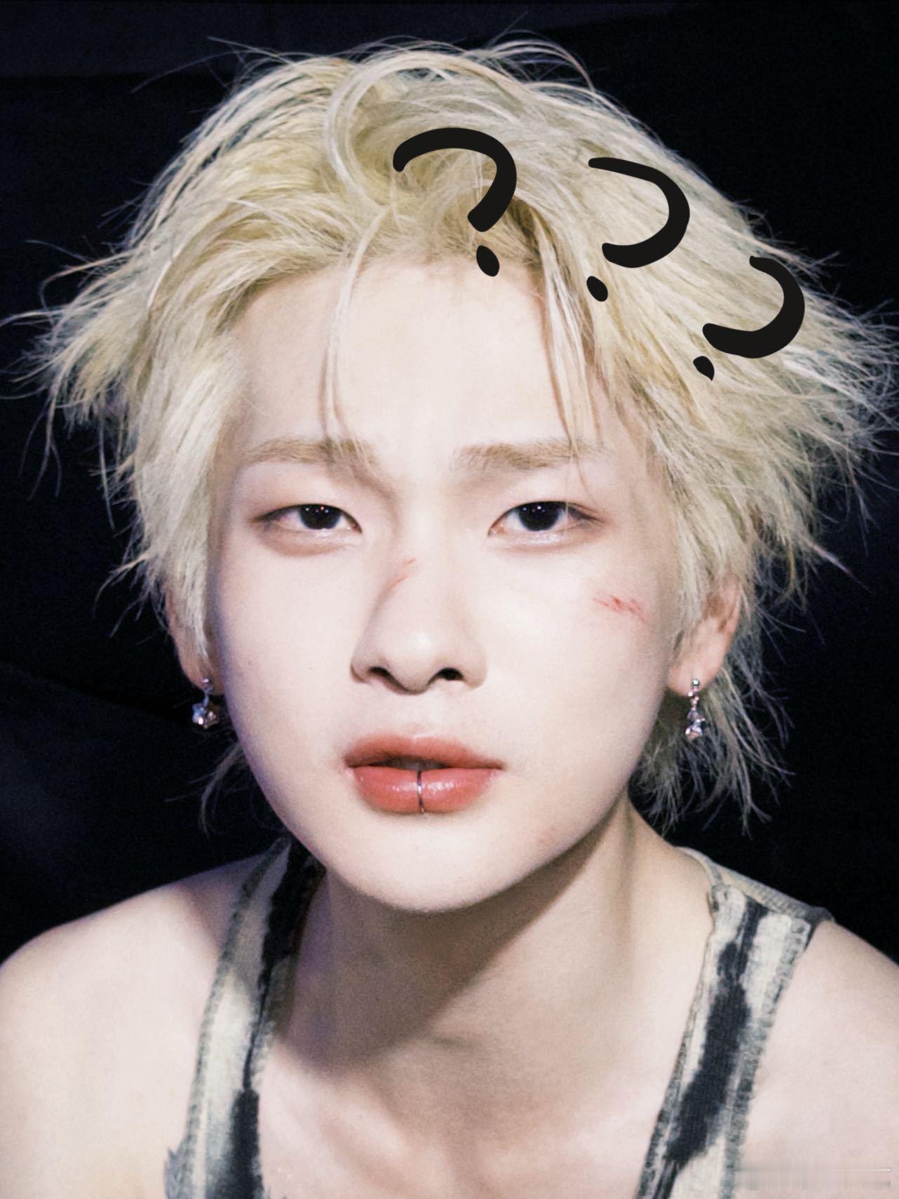 周震南打开评论区天塌了本想蹲周震南新歌的走心评论，结果被评论区的花式整活笑到捶桌