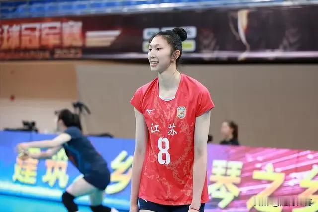 [奋斗]吴梦洁状态爆棚，第一局江苏女排25-21天津女排！
女排联赛半决赛首回合